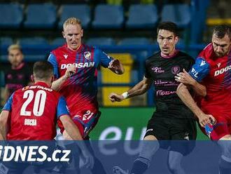 ONLINE: Plzeň - Zlín, návrat kouč Vrby v roli soupeře, Chorý na lavici