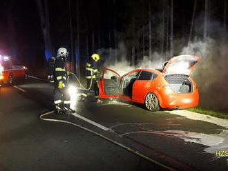 Nedaleko Babylonu na Domažlicku došlo k požáru osobního vozu, oheň zasáhl motorovou část. Výše…