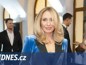 Jsem takovou ambasadorkou devadesátek, vtipkuje Tereza Pergnerová