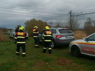 Ve Vraňanech srazil člověka v kolejišti vlak. Muž zraněním na místě podlehl