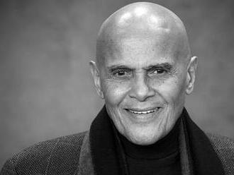 Zemřel hudebník a bojovník za lidská práva Harry Belafonte. Bylo mu 96 let