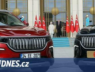 Autofotka týdne: První národní turecký elektrovůz převzal prezident Erdogan