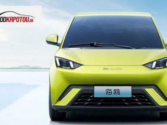 Nový superlacný elektromobil z Číny: Čajka stojí 10-tisíc eur. Na nabitie dá 400 km