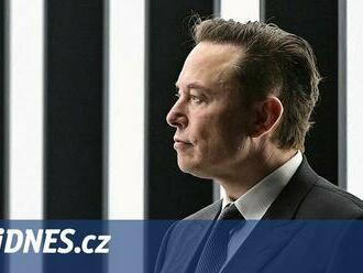 Musk kritizoval umělou inteligenci, chystá vlastní produkt