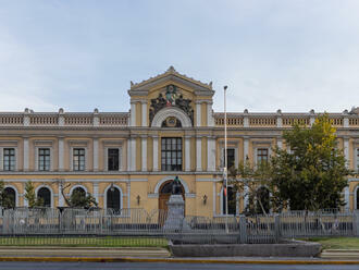 Velvyslanec P. Bechný navštívil Universidad de Chile