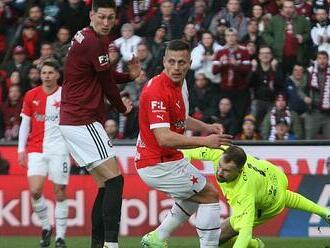 Sparta udržela v derby první místo, remízu zajistil vlastním gólem smolař Ousou