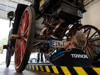 Nejstarší registrované auto v Německu opět prošlo technickou, zvládá to už skoro 130 let