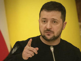 Zelenskyj: Mám zbraň, viem strieľať. Bojoval by som až do konca