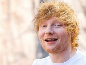 Ed Sheeran predstavil nové piesne v metre v New Yorku