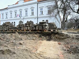 Trnava vydala nové tajomstvá: Na námestí stál gotický kostol i renesančné parkovisko