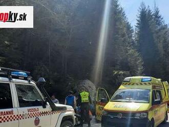 FOTO Horskí záchranári pomáhali v Terchovej ťažko zranenému cyklistovi: Po páde bol v bezvedomí