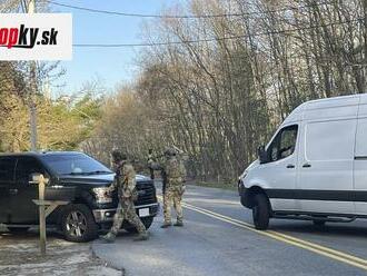 Muž zadržaný v spojitosti s uniknutými dokumentmi sa postavil pred súd