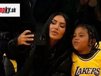 Kim Kardashian nezvládla synovo správanie: Schmatla ho za tvár a... Teraz čelí obrovskej kritike!