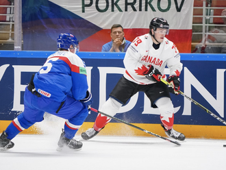 Slovenskí hokejisti uchmatli favorizovanej Kanade bod, rozhodlo sa až v nájazdoch