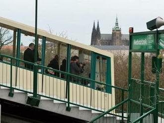 V ČR byla mezi turisty loni nejpopulárnější lanovka na Petřín