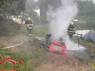 V Řemešíně nedaleko Mladotic hasiči hasili malý bagřík, nebo spíš pojízdné kopátko. K požáru došlo…