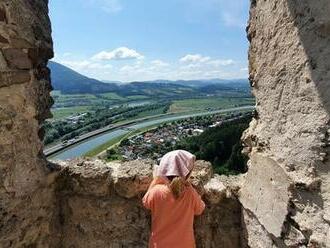 Považský hrad - ako vychovať malého turistu