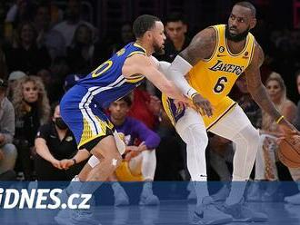 Basketbalisté Lakers a Miami mají v play off NBA postupový mečbol