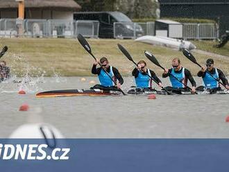 Čtyřkajak dojel na SP v Szegedu pátý na pětistovce, Fuksa byl šestý na 200 m