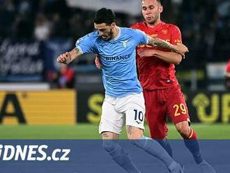 Lazio znovu ztratilo, domácí remízu s Lecce zachránilo až v nastavení