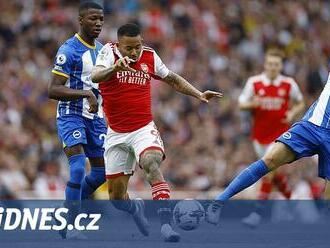 ONLINE: Boj v Anglii vrcholí. City zvítězilo na Evertonu. Dotáhne se Arsenal?