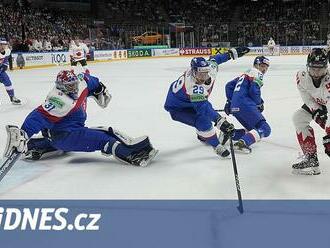 Slovensko - Kanada 1:2N. Cenný bod, favorit se protrápil k výhře v nájezdech