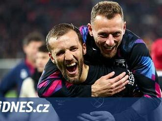 Souček po postupu do finále v Edenu: Vracím se domů, bude nám přát celé Česko