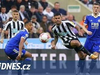 Newcastle po remíze s Leicesterem postoupil po 20 letech do Ligy mistrů