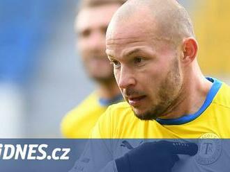 Sbohem, legendo! Vondrášek po 15 ligových sezonách opouští Teplice, s ním i Hyčka