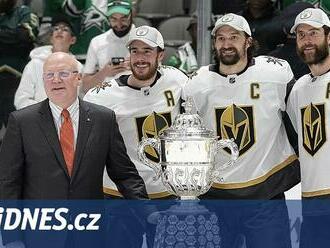 Dotkli se, nebo ne? Finále Stanley Cupu napoví, jestli pověra stále přežívá