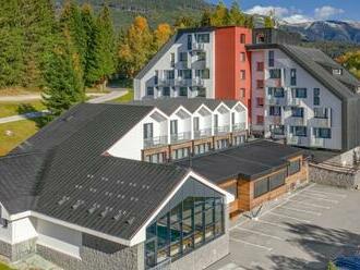 Krkonoše: Wellness Hotel Astra *** Superior s polpenziou, vnútorným bazénom a saunami + lístky na lanovky