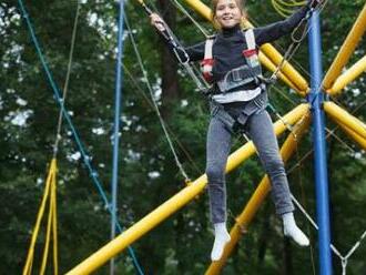 MaraFun - bungee trampolína - originálne vodné a športové atrakcie na Liptovskej Mare.