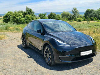 SUPER CENA: Zažite jazdu na prvej Tesle Model Y Performance na Slovensku