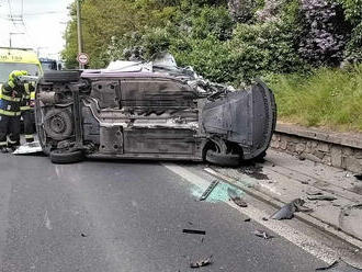 Jednotka ze stanice Ústí nad Labem zasahovala u dopravní nehody osobního auta v Opletalově ulici v…