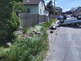 Na krajské operační středisko Pardubického kraje byla nahlášena nehoda se zraněním v obci Proseč na…