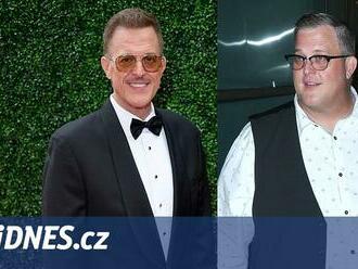 Herec Billy Gardell zhubl během jednoho roku přes 68 kilo. I kvůli synovi