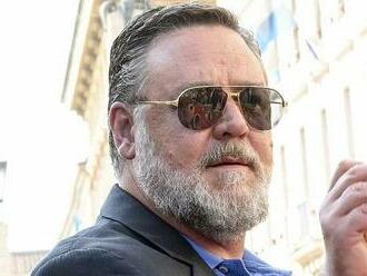 Na karlovarský festival dorazí herec Russell Crowe. Převezme Křišťálový glóbus