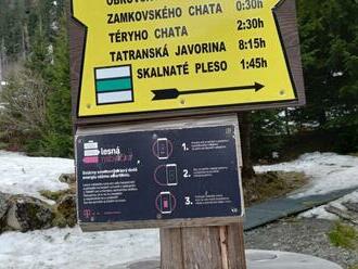 Technológia počas turistiky? Áno, vo Vysokých Tatrách nájdeme aj lesnú nabíjačku, FOTO