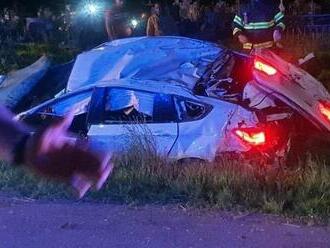 Obrovská TRAGÉDIA! Vodič vo vysokej rýchlosti zrazil dve DETI, neprežili