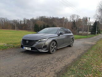 Test: Peugeot 308 SW GT 1.2 PureTech 130 EAT8 je krásné a praktické kombi