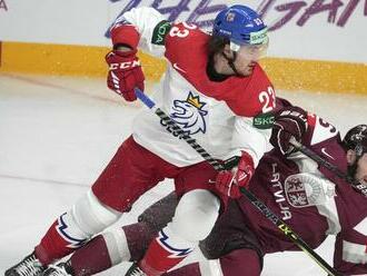 Čechom sa šťastena otáča chrbtom. Kat Slovákov asi dohral, hviezde z NHL sa pohoršilo