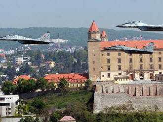 Hlas vyzýva Ódora, aby na Ústavnom súde preveril darovanie MiG-29. Analýza je zdrap papiera, tvrdia