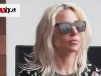 Lady Gaga predviedla NAMAKANÉ brucho: Fíha, pozrite na tie TEHLIČKY!