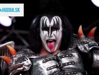 KISS išiel do dôchodku, no Gene Simmons pokračuje sólovo