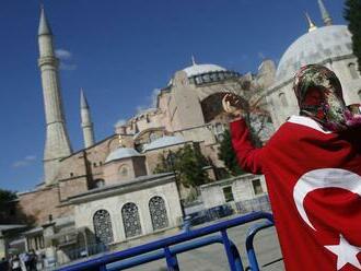 Turecko zaviedlo pre turistov vstupné do chrámu Hagia Sofia