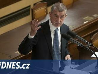 Poslanci mají schvalovat zákon o zbraních. Babiš chce řešit mocenský kartel