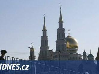 V Rusku bude válka muslimů s křesťany, varoval člen Dumy. Rozzuřil Kadyrova