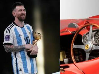 Dlho sa nevedelo, kto kúpil vzácne Ferrari za 32 miliónov. Messi a Ronaldo oň zviedli desaťminútový boj