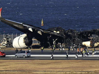 Japan Airlines odhadujú stratu za zhorené lietadlo na 15 miliárd jenov