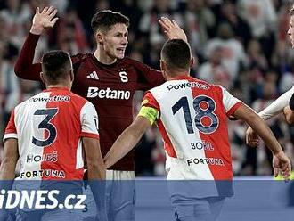 Druhá žlutá špatně. Vitík měl derby dohrát, řekla komise. Co jeho trest?